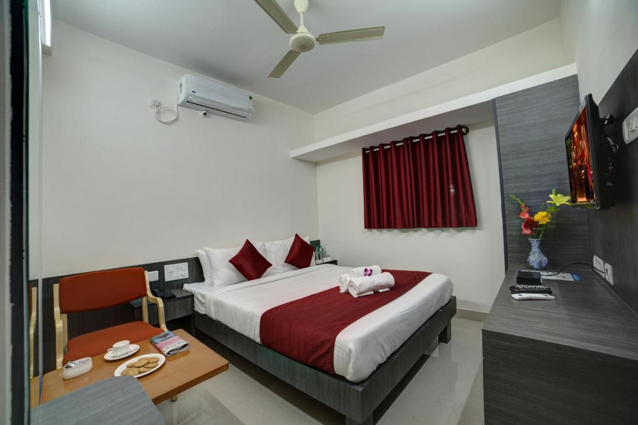Sm Royal Suites - Hotel Near Kempegowda International Airport Bangalore Devanahalli Zewnętrze zdjęcie